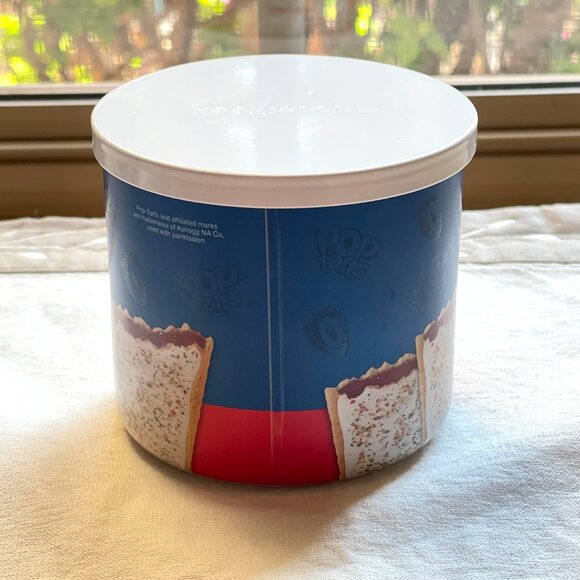 New Frosted Strawberry Poptart Candle Goose Creek 3 Wick - Picture 3 of 7